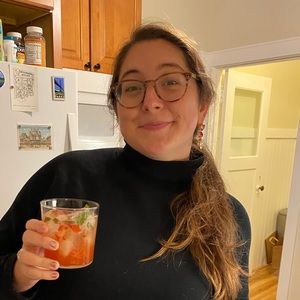 Meet your Posher, Emily